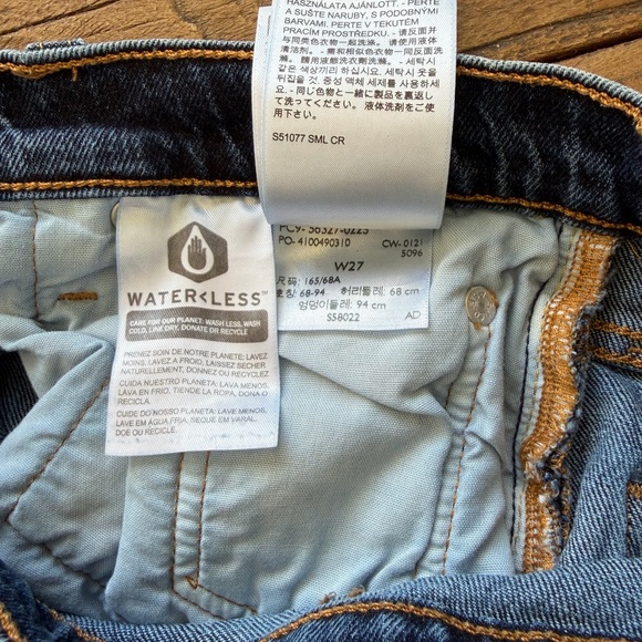 Levi’s Denim Blue Women's Shorts - Picture 4 of 4